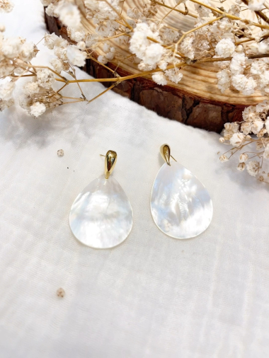Wholesaler Lolilota - earring drop mother of pearl in stainless steel
