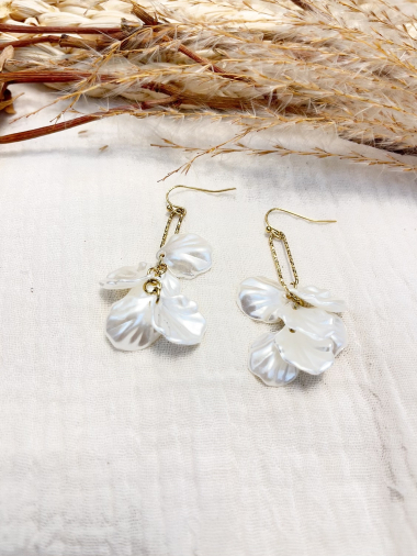Wholesaler Lolilota - earring pendant acrylic petals in stainless steel