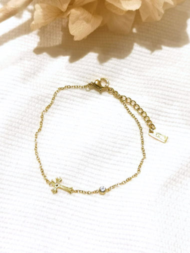 Grossiste Lolilota - bracelet croix avec strass en acier inoxydable
