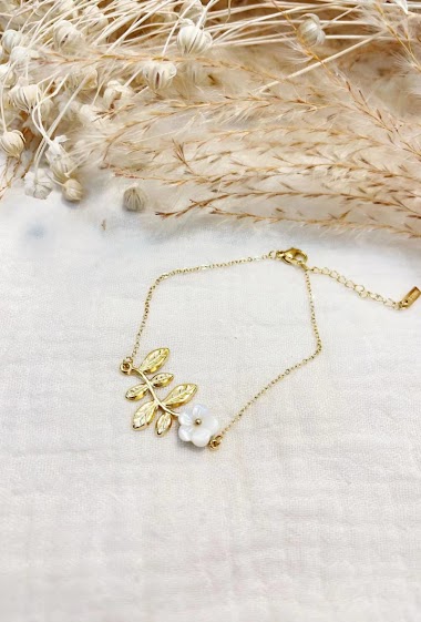 Grossiste Lolilota - Bracelet fleur nacre