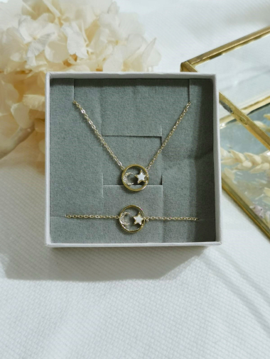 Wholesaler Lolilota - Mother-of-pearl and rhinestone constellation necklace and bracelet box in stainless steel