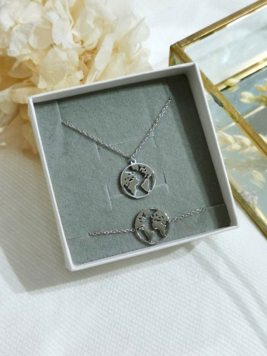 Wholesaler Lolilota - Stainless steel earth necklace and bracelet box