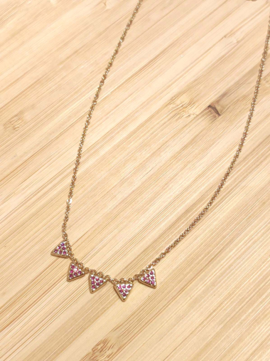 Großhändler Lolilota - Dreieckige Halskette mit Strasssteinen