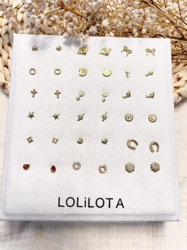 Großhändler Lolilota - Set mit 18 Chip-Ohrringen aus Edelstahl