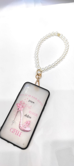 Wholesaler Lolo & Yaya - Cell phone jewelry with adapter
