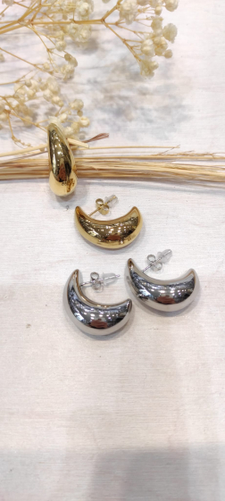 Wholesaler Lolo & Yaya - 2.5cm Cleia earrings in stainless steel