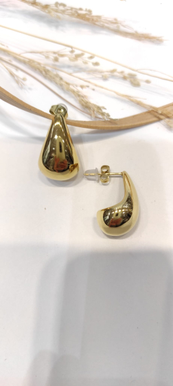 Wholesaler Lolo & Yaya - 2cm Blondine earrings in stainless steel
