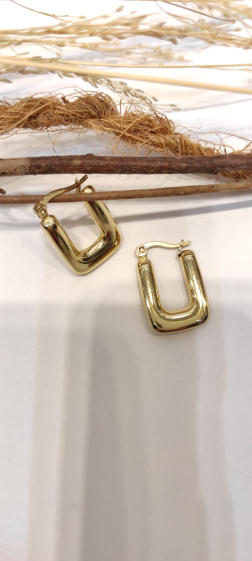 Wholesaler Lolo & Yaya - 2cm Madalen earrings in stainless steel