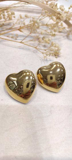 Grossiste Lolo & Yaya - Boucles d’oreilles 3cm coeur Emelyn en acier inoxydable