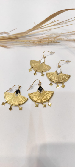 Wholesaler Lolo & Yaya - 4.5cm Halima earrings in stainless steel