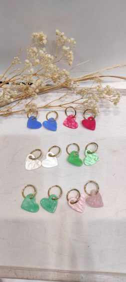 Wholesaler Lolo & Yaya - Elvine heart acrylic earrings in steel