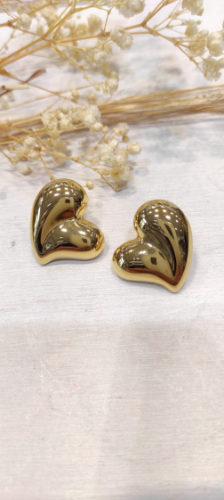 Wholesaler Lolo & Yaya - Clarie heart earrings 2cm in stainless steel
