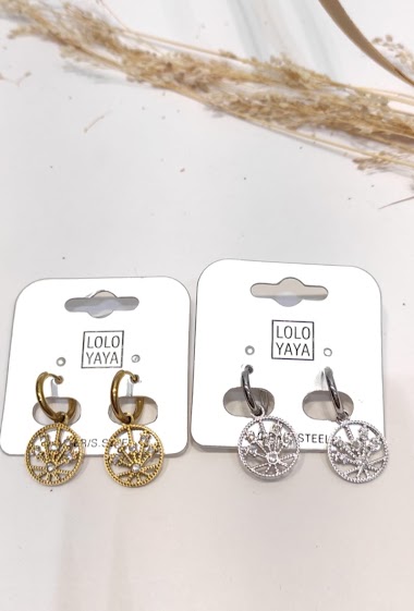 Wholesaler Lolo & Yaya - Boucles d’oreilles créoles Laura en acier inoxydable