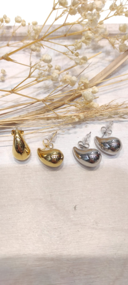 Wholesaler Lolo & Yaya - 1.50cm drop earrings in stainless steel
