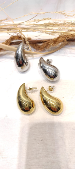 Wholesaler Lolo & Yaya - 3cm drop earrings size M in stainless steel