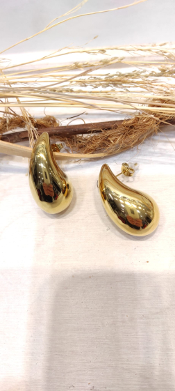Wholesaler Lolo & Yaya - 4cm drop earrings in stainless steel