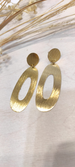 Wholesaler Lolo & Yaya - Matte Nouheyla earrings in stainless steel