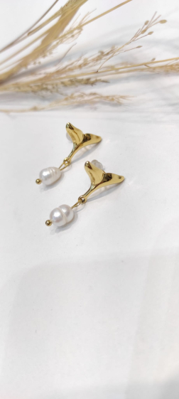 Wholesaler Lolo & Yaya - Juline 2.5cm pearl earrings in steel