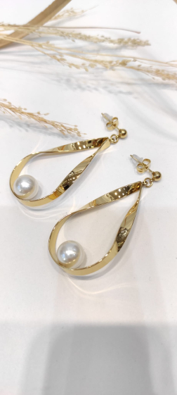 Grossiste Lolo & Yaya - Boucles d’oreilles perle 5,5cm Linda en acier inoxydable