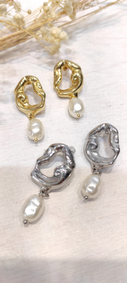 Wholesaler Lolo & Yaya - Boucles d’oreilles perle Elfy en acier inoxydable