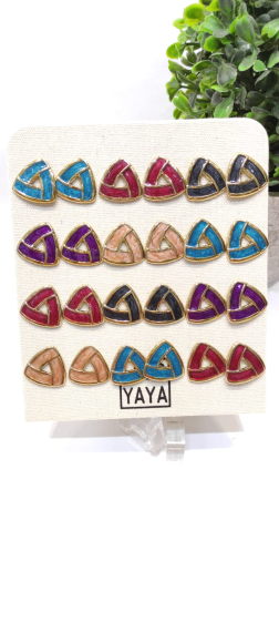 Mayorista Lolo & Yaya - Pendientes con chips de esmalte en exposición gratuita