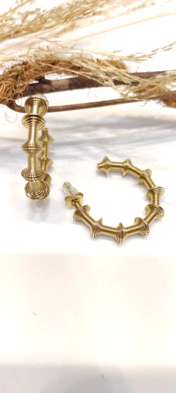 Wholesaler Lolo & Yaya - Lehina spring earrings in stainless steel