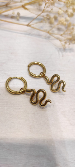 Wholesaler Lolo & Yaya - Snake earrings in stainless steel