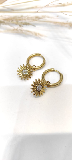 Wholesaler Lolo & Yaya - Karema sun rhinestone earrings in stainless steel