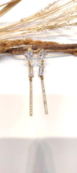 Wholesaler Lolo & Yaya - Ilga zirconium earrings in stainless steel