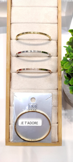 Wholesaler Lolo & Yaya - Bangle Bracelet in Stainless Steel with message"JE T’ADORE"