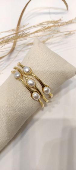 Wholesaler Lolo & Yaya - Rigid Hilana pearl bangle bracelet in stainless steel