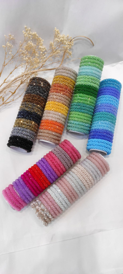 Wholesaler Lolo & Yaya - Crystal elastic bracelets on boudin offered