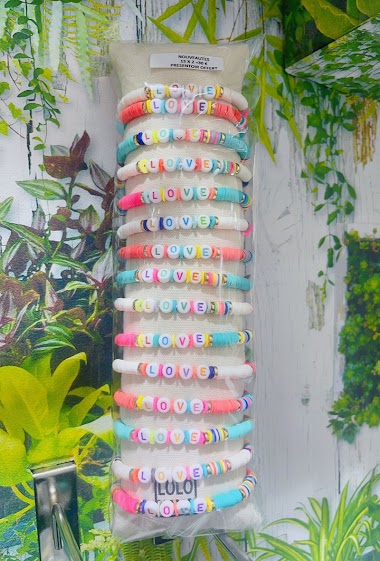 Mayorista Lolo & Yaya - Bracelets LOVE sur boudin offert, 2€/Pcs