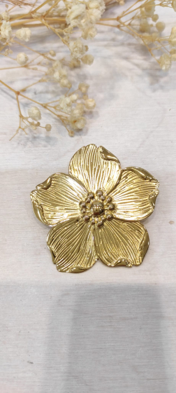 Wholesaler Lolo & Yaya - Vinciane flower brooch in stainless steel