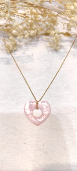 Wholesaler Lolo & Yaya - Maell Acrylic Heart Necklace in Stainless Steel