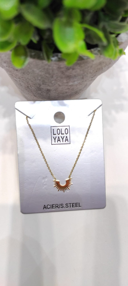 Wholesaler Lolo & Yaya - Collier intemporel demi soleil en acier inoxydable