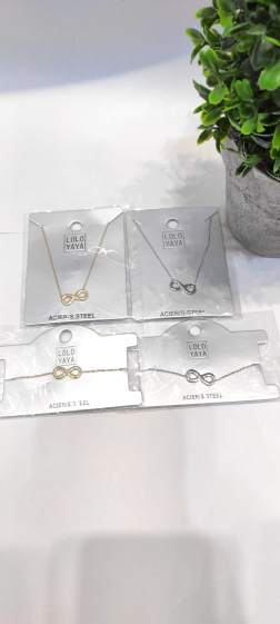 Großhändler Lolo & Yaya - Zeitlose Infinity-Halskette aus Edelstahl