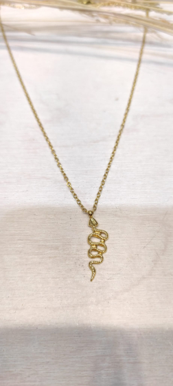 Wholesaler Lolo & Yaya - Timeless Koura snake necklace in stainless steel