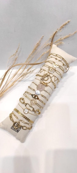 Grossiste Lolo & Yaya - Lot de 16 bracelets nacre doré ou argenté en acier