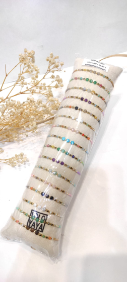 Großhändler Lolo & Yaya - Set mit 16 ausgefallenen Perlenarmbändern mit Schiebeknoten, 1,80 €/Stück