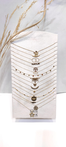 Großhändler Lolo & Yaya - Set mit 16 zeitlosen Halsketten aus Stahl