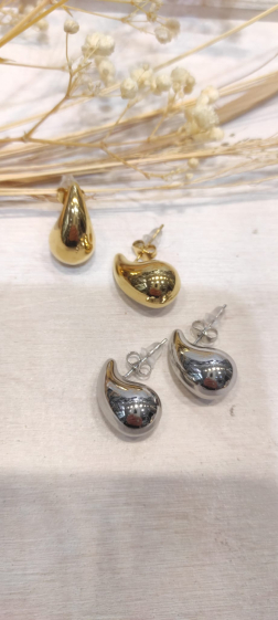 Wholesaler Lolo & Yaya - Pack of 12 pcs drop earrings 1.8cm in steel
