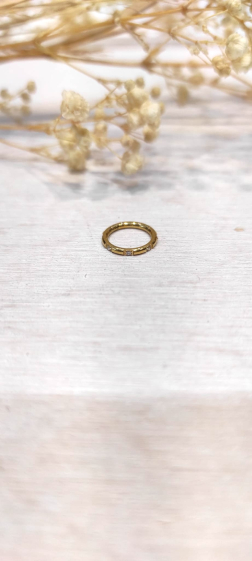 Wholesaler Lolo & Yaya - Ear piercing rhinestone ring 8mm in stainless steel
