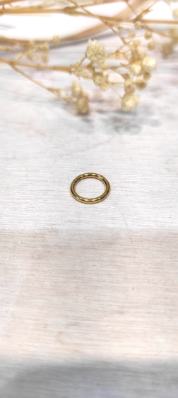 Großhändler Lolo & Yaya - Schlichtes Ring-Ohrpiercing 8 mm aus Edelstahl