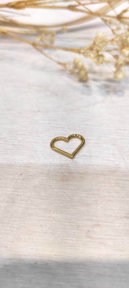 Wholesaler Lolo & Yaya - Heart ear piercing 1cm in stainless steel