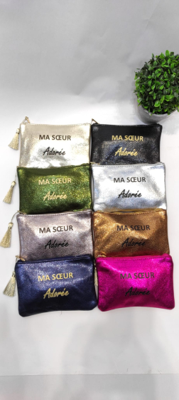 Wholesaler Lolo & Yaya - Glitter effect clutch with “MA SOEUR Adorée” message
