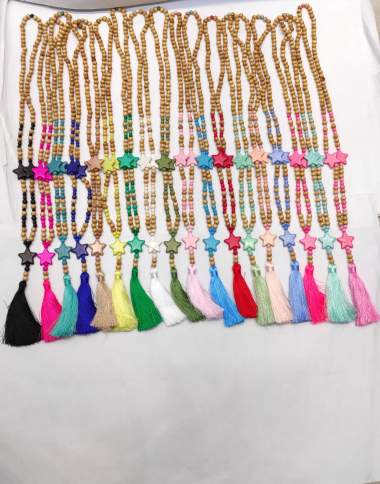 Großhändler Lolo & Yaya - Ausgefallene Halsketten mit mehreren Sternen