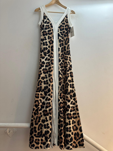 Grossiste Loriane - Robe longue à bretelle imprimé léopard