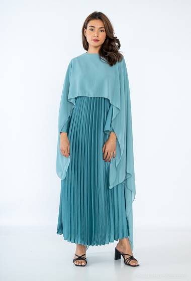 Wholesaler Loriane - Long pleated dress, plain, veil, long sleeves, round neck