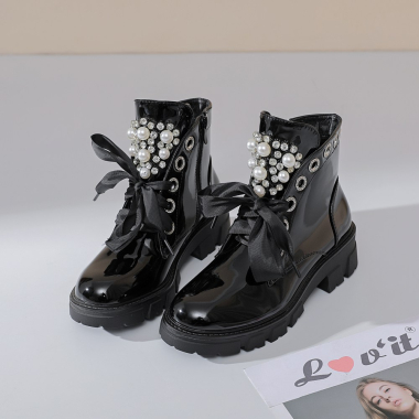 Wholesaler LOV'IT - Varnished ankle boots